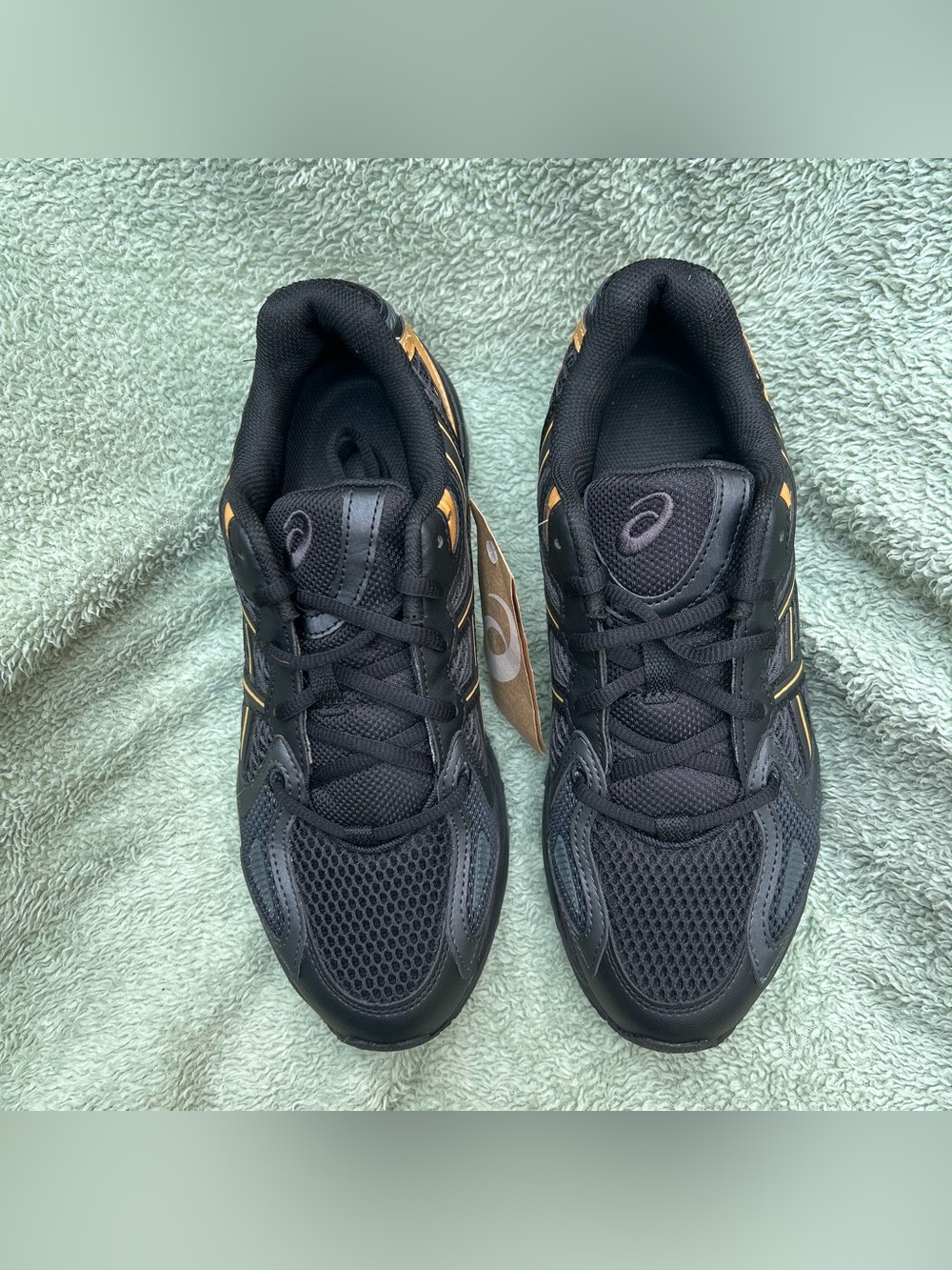 ASICS Gel-K1011 ‘Black Pure Gold’ NEW M6.5=W8 - Picture 6 of 8